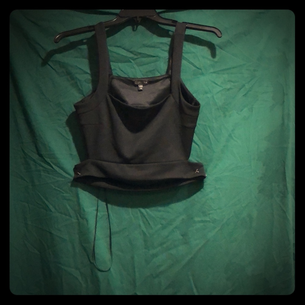 Crop top